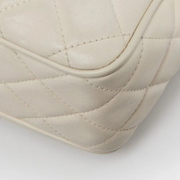 Chanel White Quilted Lambskin Leather Tassel Camera Shoulder Bag - Picture 10 of 11